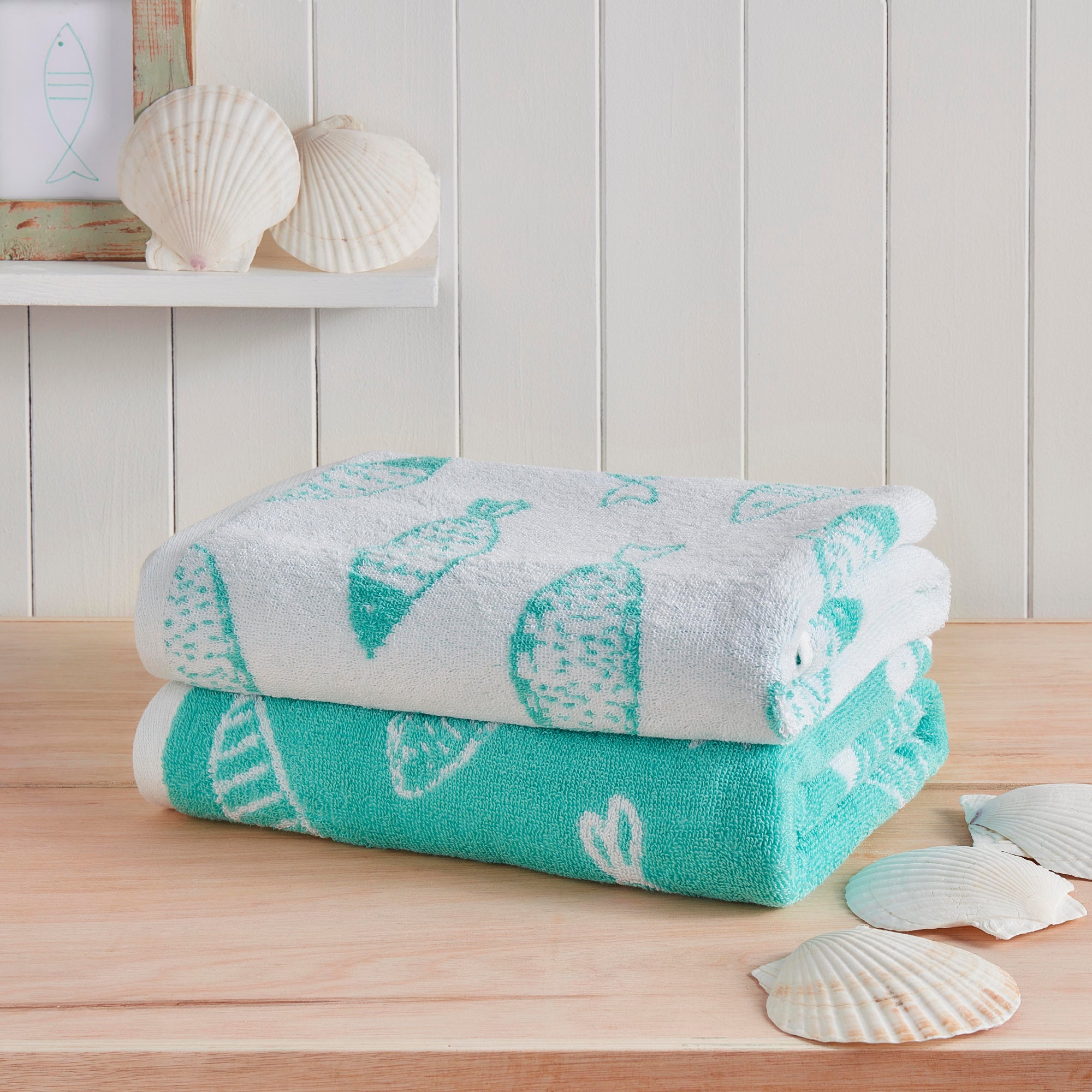 Bath Towel Fish by Fusion in Aqua/White – Stylish Home