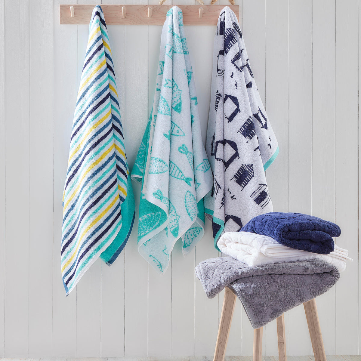 Fish Hand Towel (2 pack) by Fusion Bathroom in Aqua/White 50 x 90cm –  Ulster Weavers