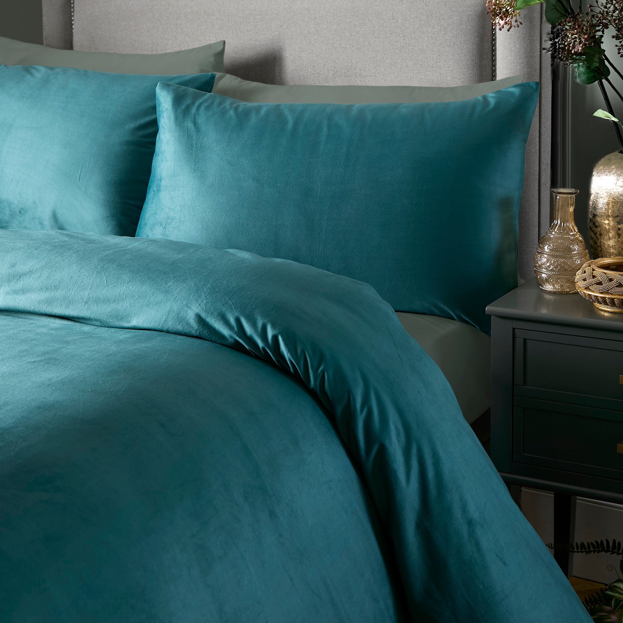 Montrose Duvet Cover Set by Laurence Llewelyn-Bowen in Teal - Duvet Cover Set - Laurence Llewelyn-Bowen